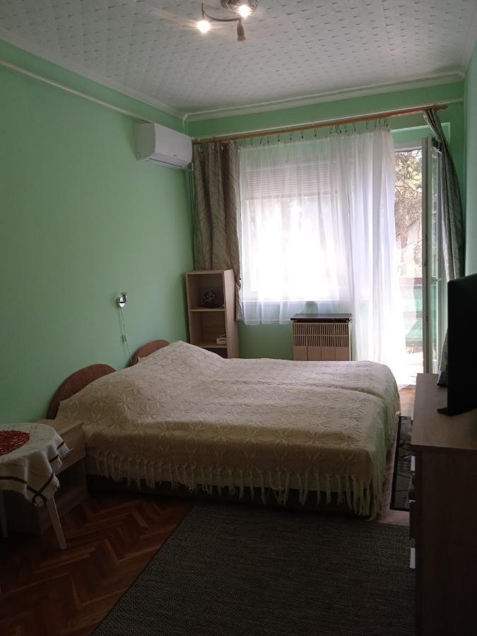 Balaton-Lak Apartmanház Siófok Exterior foto