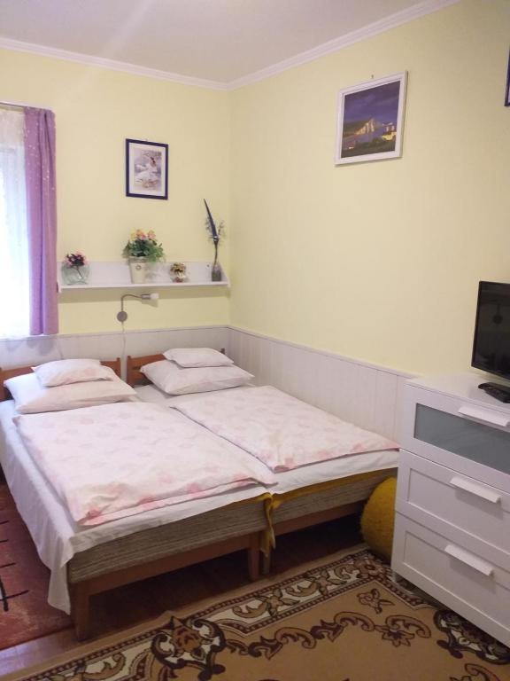 Balaton-Lak Apartmanház Siófok Exterior foto